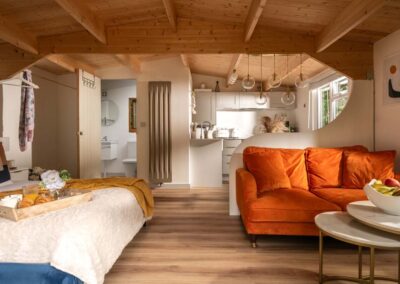 Luxury holiday chalet with hot tub in Dorset. Sleeps 2 guests | Downwood Holidays